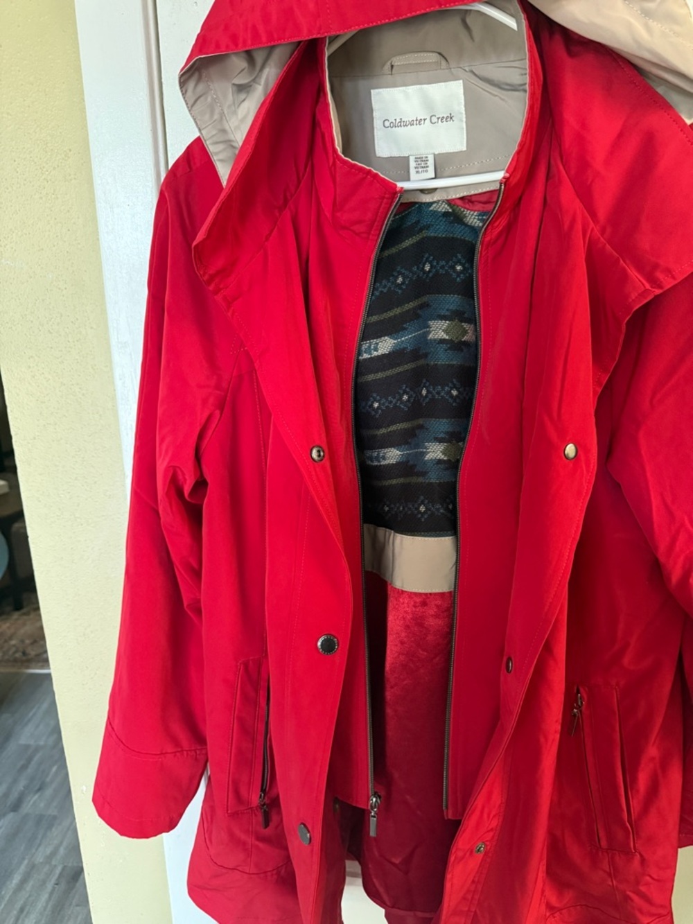 Coldwater Creek Hooded Women's Coat All weather size XL Red - Picture 5 of 8